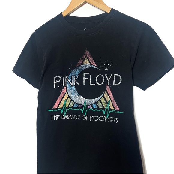 Pink Floyd 1973 Graphic Tee - Picture 4 of 4